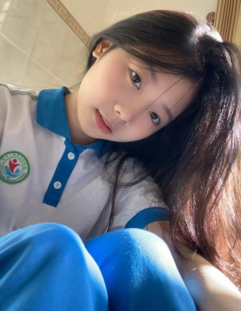 ảnh nữ 2k9 cute