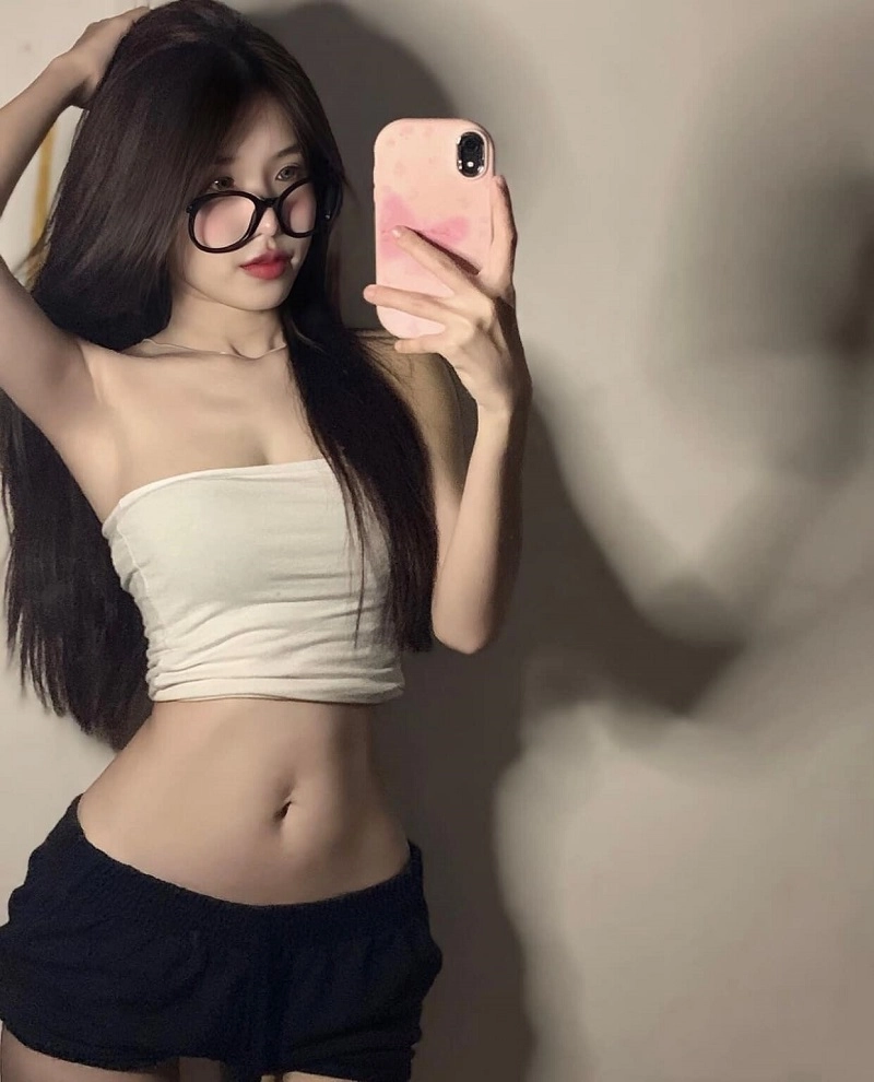 hình ảnh gái xinh mặc áo croptop full hd siêu xinh