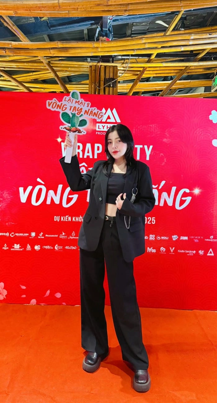 Nguyễn Diệu Linh dễ thương 