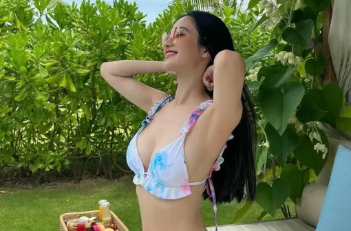 Bộ sưu tập 168+ ảnh Jun Vũ bikini sexy với vòng 1 căng tròn