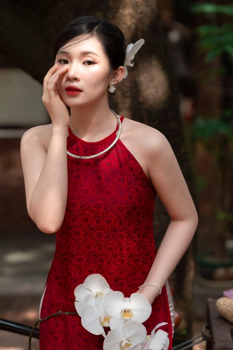 Gái mặc yếm đẹp hút hồn
