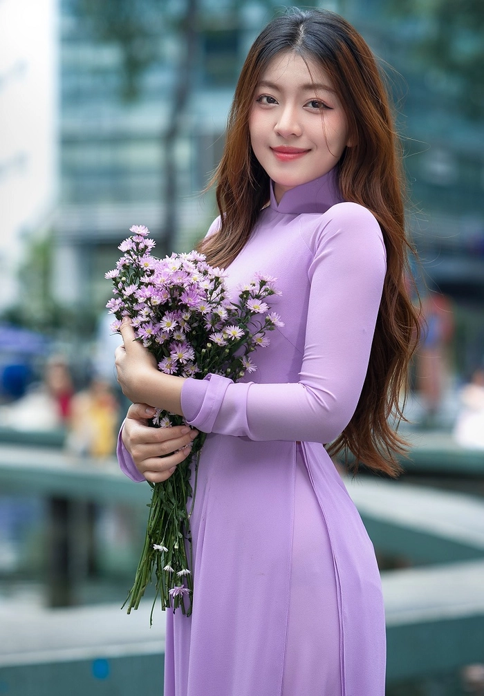 Gái xinh trong tà áo dài 