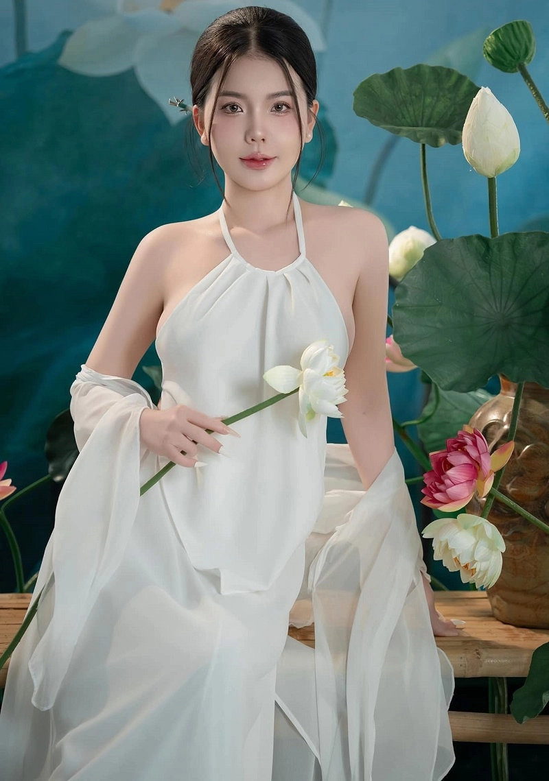 Ảnh gái mặc yếm cổ điển